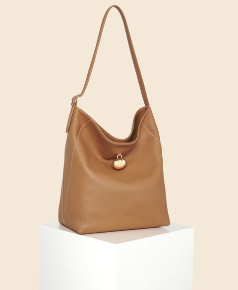 Cafuné Drop Hobo in Pecan front view